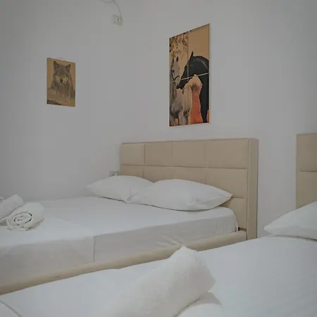 Veliaj 3*