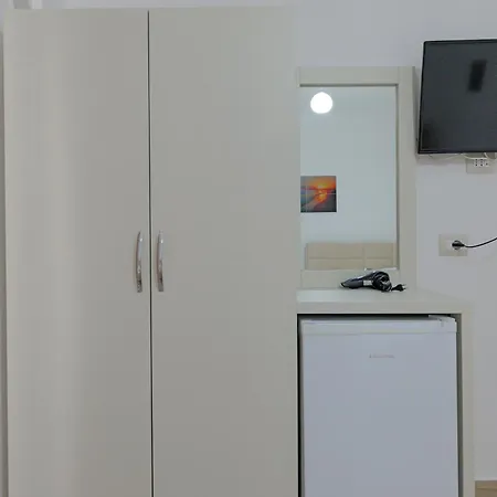 Hotel Veliaj
